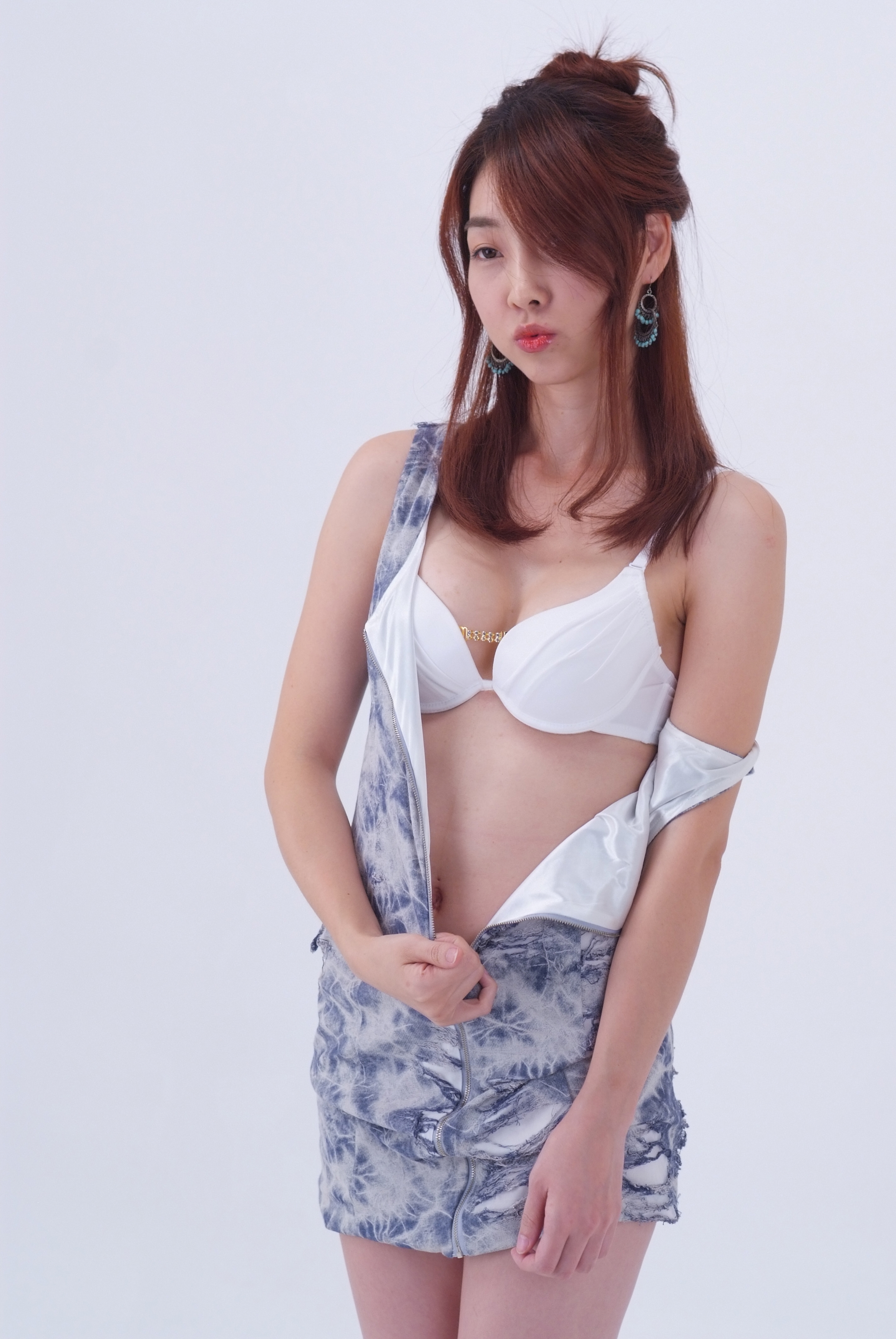미분류 / 출사 혜령_5.86G_2,378장 속옷쇼핑몰